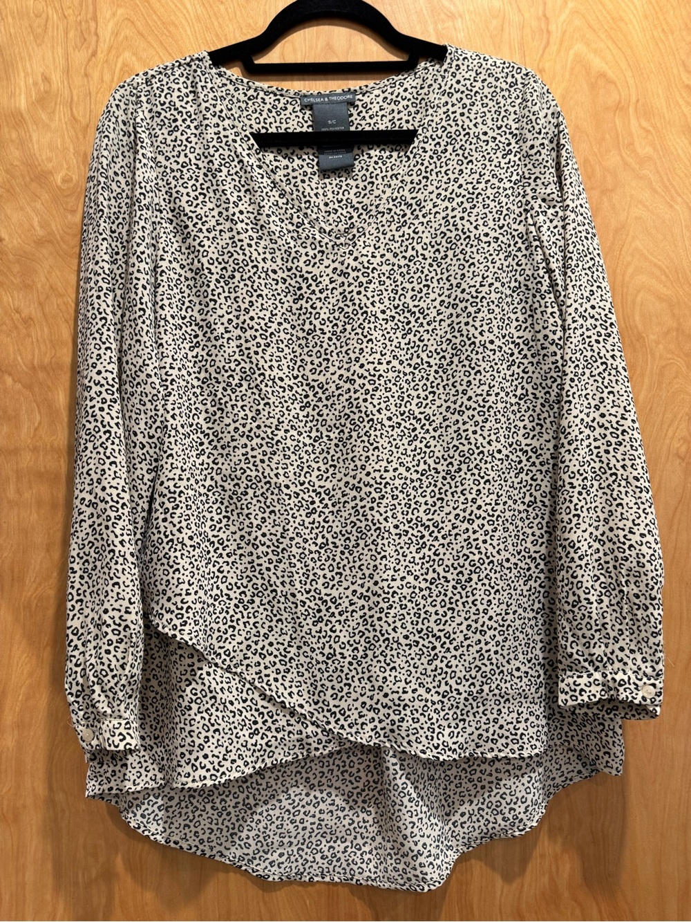 Chelsea & Theodore Black and White Leopard Print V-Neck Tunic